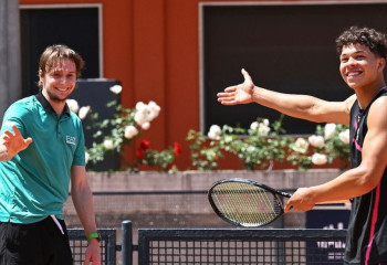 В полуфинал «Мастерса» пробился Александр Бублик