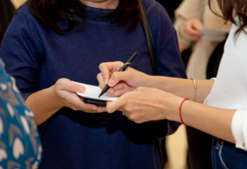 Өңірлерде журналистер мен блогерлерді оқытуға гранттар бөлінеді