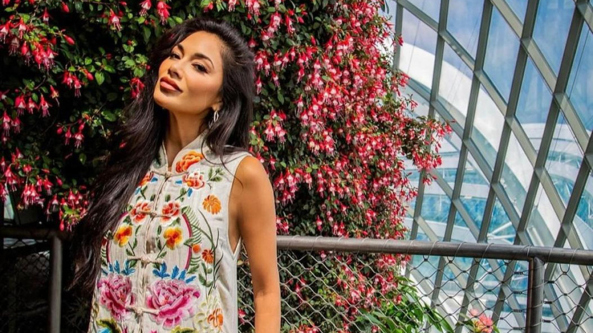  instagram.com/nicolescherzinger 