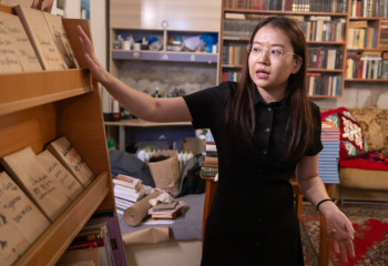 Арайлым Қадыр: Ескі кітаптардан ерекше дүкен ашу арманым еді