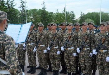 Астанада әскери бөлімнің жас сарбаздары ант қабылдады