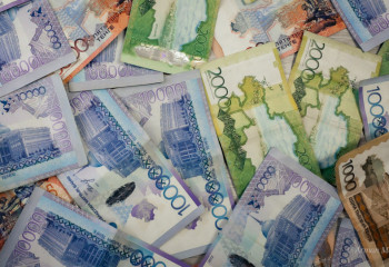 Незаконные госзакупки на более чем 800 млн тенге пресекли в области Абай