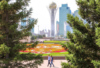 Марафон добрых дел: В Астане организовали показ казахстанского фильма