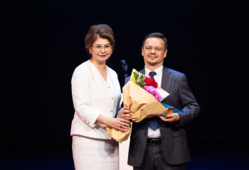 Свыше 1500 представителям сферы культуры вручили ведомственные награды