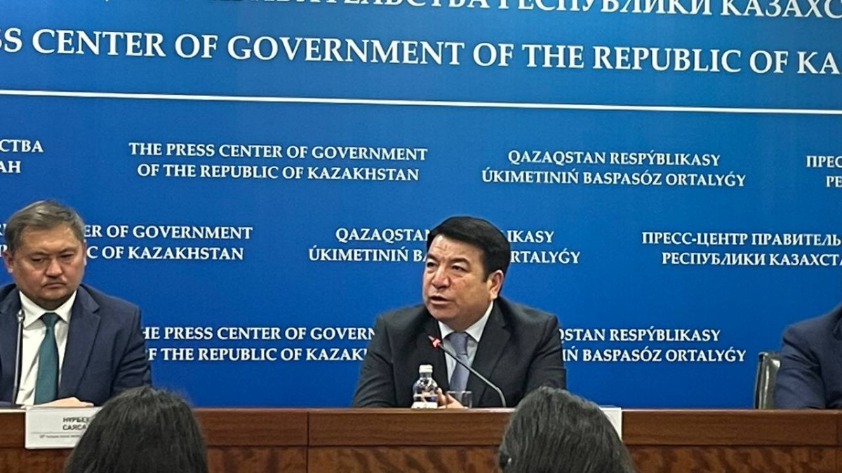  Амангүл Тілейқызы 