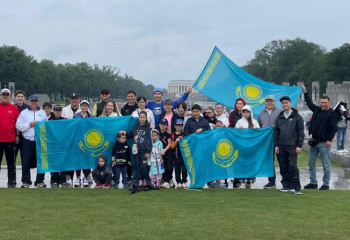 Вашингтонда қазақстандық батырлардың 100 жылдығына орай жарыс өтті