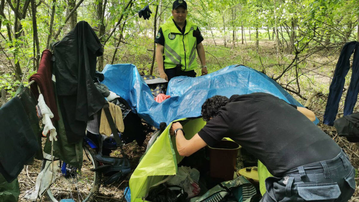 Полицейские СКО нашли в лесу мексиканского велопутешественника