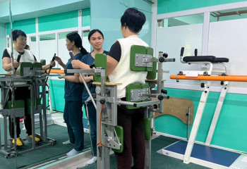 Жизнь после инсульта: как пациентов восстанавливают в Алматы