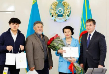 Астанада 5 жасар баланы өлімнен құтқарып қалған оқушыға 1 млн теңге берілді