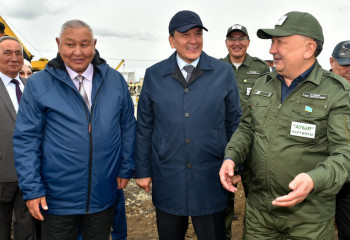 Петропавлда тасқын судан зардап шеккендерге үй салуға «Ауыл» жастары көмектеседі