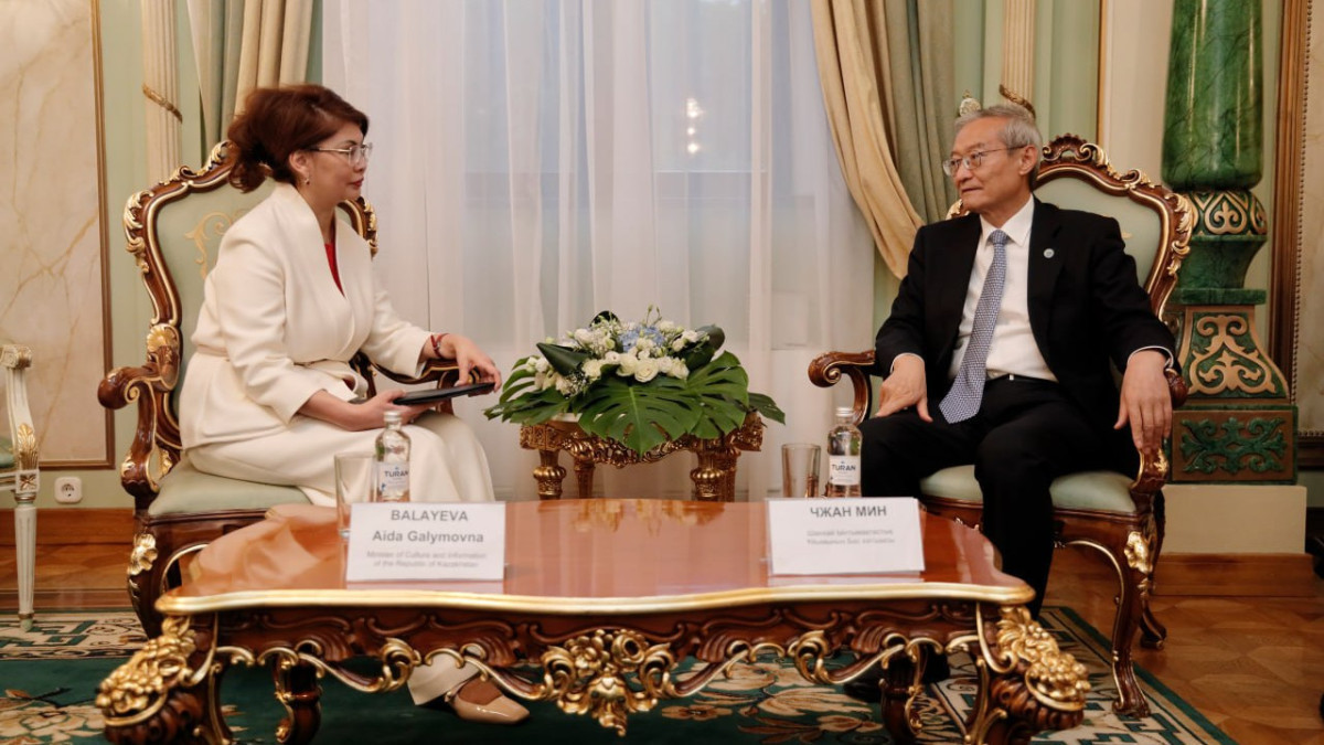 Aida Balayeva discusses cultural cooperation with Secretary General of SCO Zhang Ming