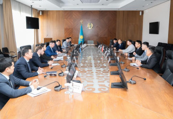Шанхайлық ірі компаниялар өкілдерімен келіссөз өтті