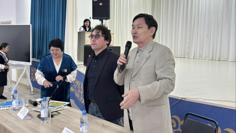  facebook.com/МахатСадық 