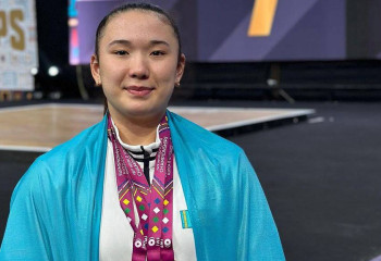 Казахстанка завоевала «золото» на чемпионате мира по тяжелой атлетике