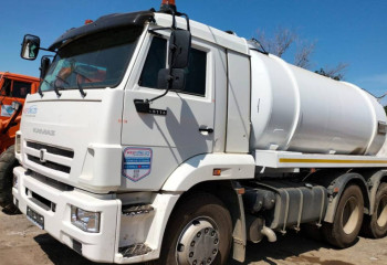 Коммунальные службы Атырау пополнились новой спецтехникой