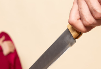 НЗМ оқушысын өлтіруге оқталған: Қыздың жағдайы ауыр