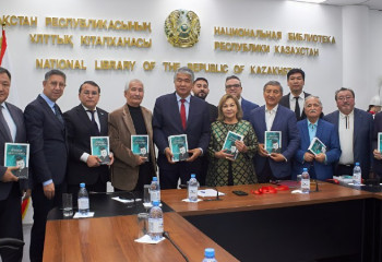 На турецкий язык перевели одну из популярных книг Бердибека Сокпакбаева