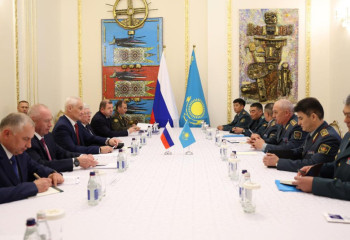 Алматыда Қазақстан мен Ресей Қорғаныс министрлері кездесті