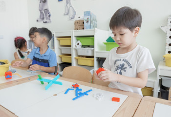 Уполномоченная по правам ребенка поздравила ребят с праздником