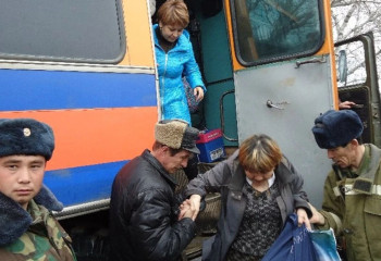 Су тасқыны: 63 мыңнан астам адам үйлеріне оралды