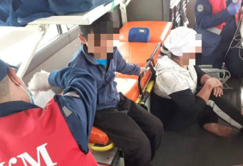 11 взрослых и 1 ребенок попали в аварию на дороге 