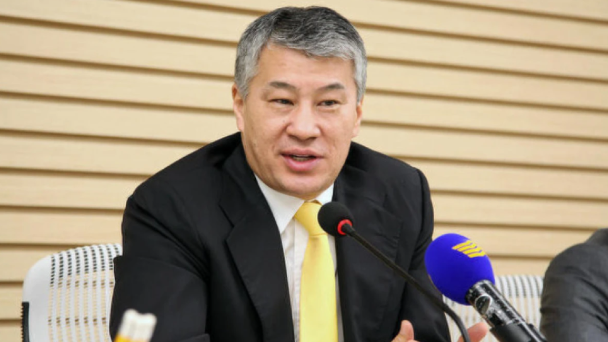  instagram.com/f.c.kairat 