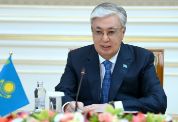 Президент Казахстана провел встречу со спикерами палат парламентов стран ОДКБ