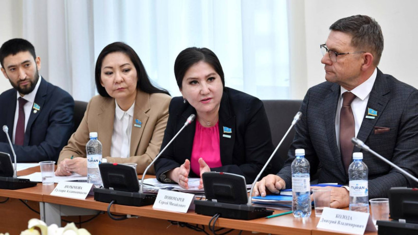  Мәжілістің баспасөз қызметі 