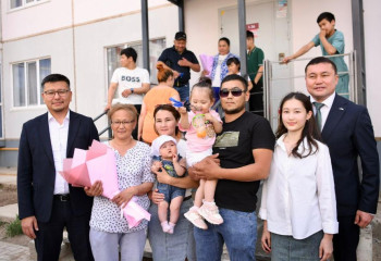 Пострадавшие от паводков дачники получили ещё шесть квартир в Уральске