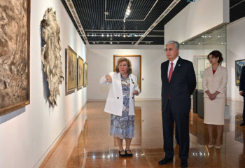Президент Ұлттық музейдегі өнер туындылары көрмесін тамашалады