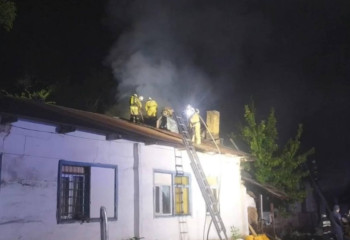 Алматылық құтқарушылар цехтағы өртті сөндірді