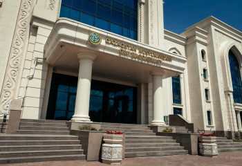 Произошла ошибка: 17 июня - не праздничный день