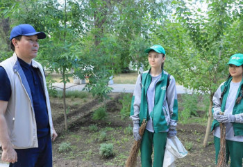 «Таза Қазақстан» акциясы: ақтөбеліктер сенбілікке шықты