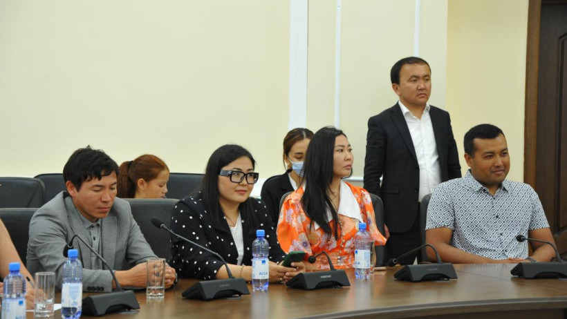  Жетісу облысының әкімдігі 