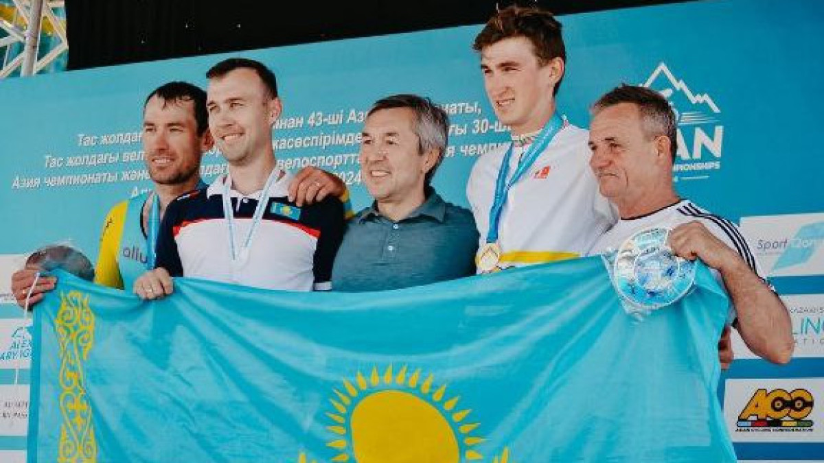  instagram.com/qaz_team_officia 