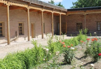 Түркістан облысында Кенесары хан оқыған медресе бар