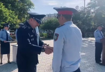 Маңғыстаулық полицейлер кезекті арнайы шендерін алды