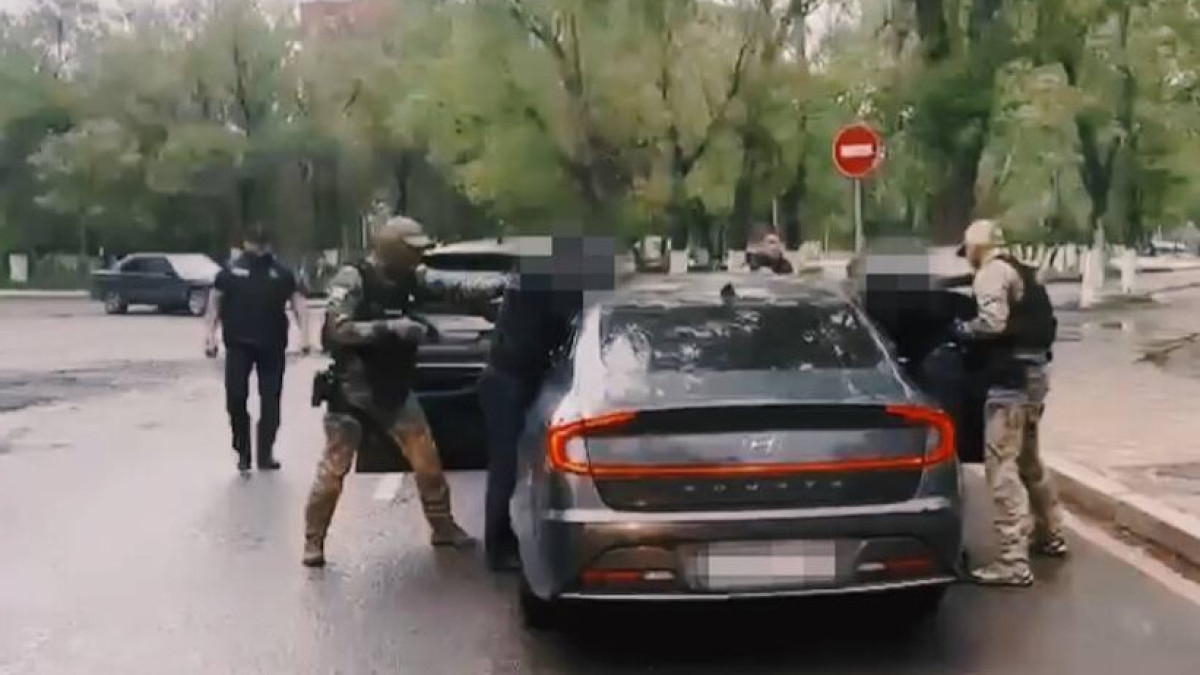  видеодан алынған кадр 