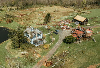ШҚО-да қатты дауылдан екі елдімекендегі үйлер мен нысандардың шатыры қирады