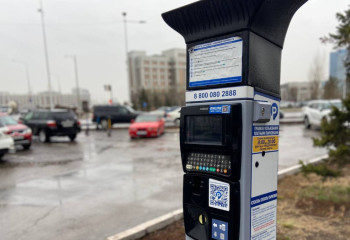 В Алматы вернут абонементы на платную парковку для жителей