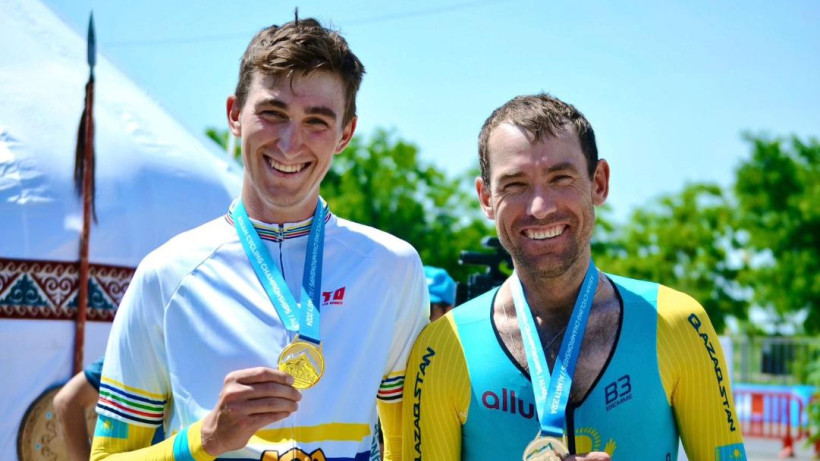  Астана қалалық әкімдігі 