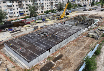 Из села в город: пожилая пара получила жильё после паводков в Костанайской области