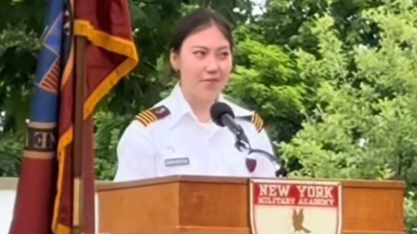  видеодан алынған кадр 