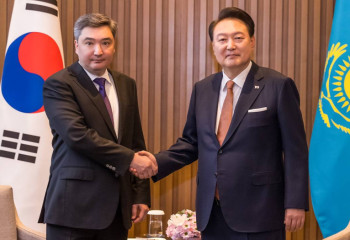 Олжас Бектенов пен Корея президенті бірлескен қазақ-корей жобаларын талқылады