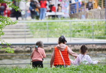 Министрлік балаларды отбасылардан тартып алу туралы қауесетке жауап берді