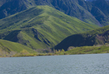 Четырех туристов спасли в горах Карагандинской области