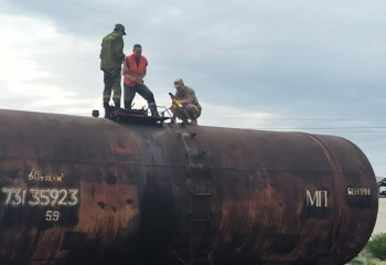 2 цистерны бензина пытались незаконно вывезти из Казахстана в Кыргызстан