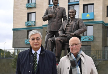 Мұрат Әуезов ұлы тұлғаның лайықты перзенті болды – Ерлан Қарин