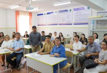 Международный обмен знаниями: зарубежные ученые в Жетысуском университете