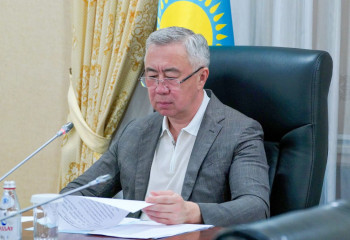 Обстановка по распространению саранчи на юге страны стабилизирована